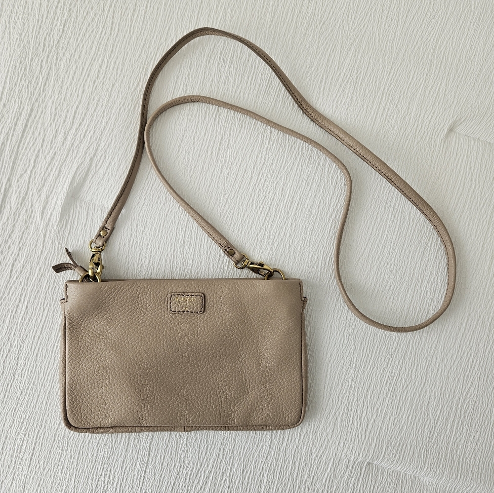 Fossil Mimi Clutch with long strap